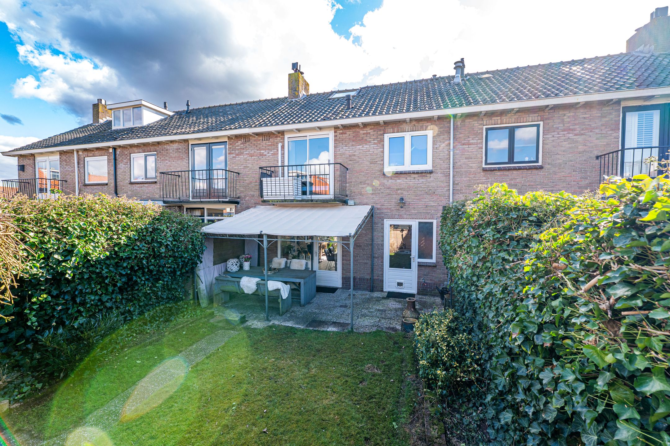 Foto 30 van Meidoornlaan 38