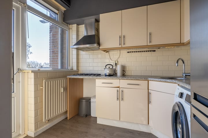 Foto 10 van Leeuwerikstraat 27