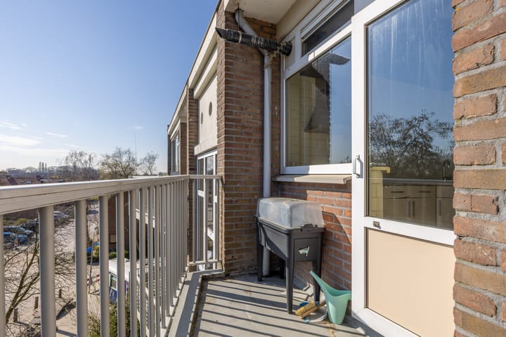 Foto 13 van Leeuwerikstraat 27