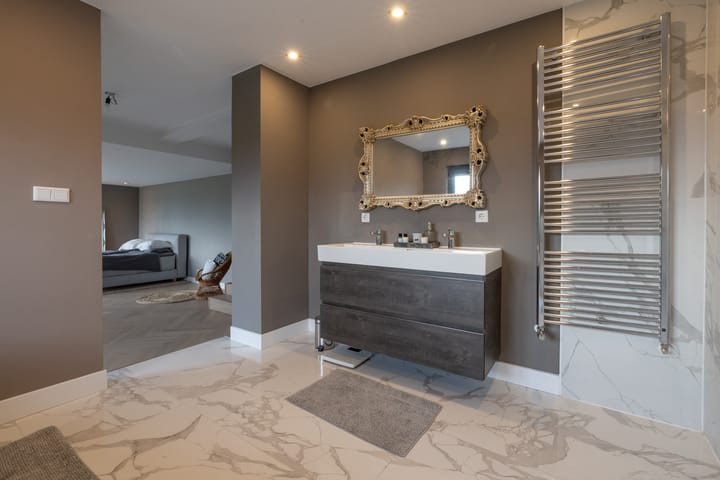 Photo 35 of Huigsloterdijk 355