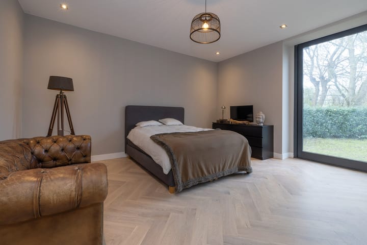 Photo 36 of Huigsloterdijk 355