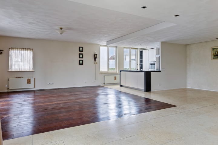 Photo 5 of Oostsingel 56-01