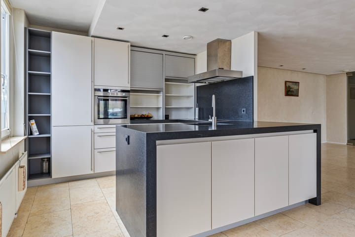 Photo 7 of Oostsingel 56-01