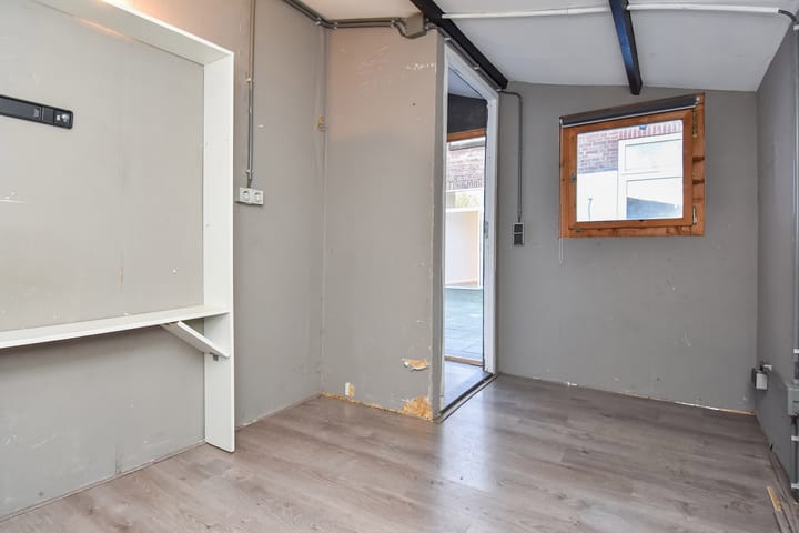 Foto 24 van Rozenstraat 50