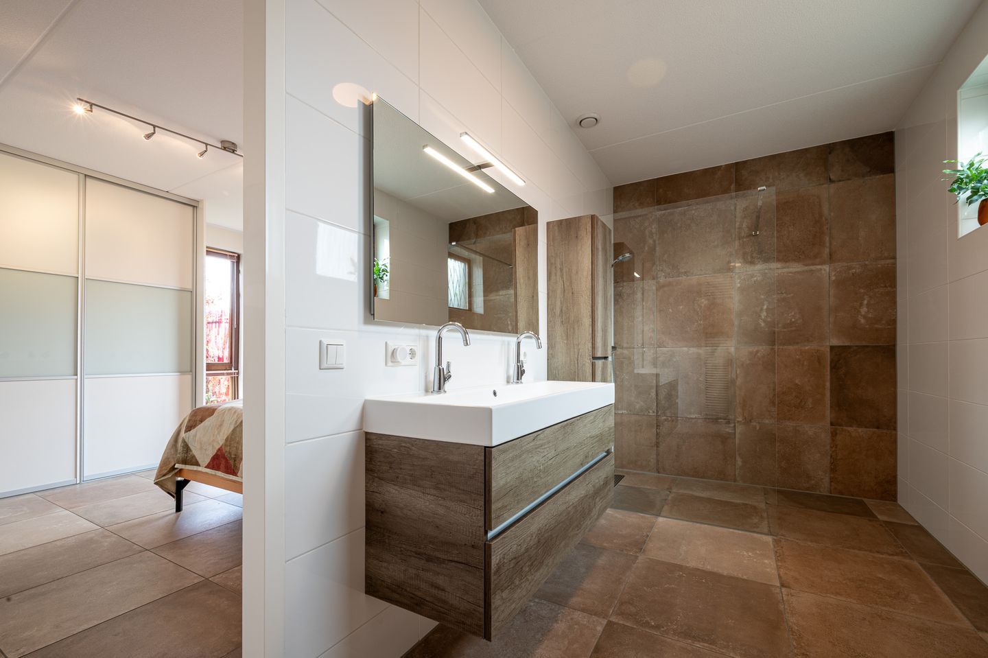 Foto 25 van Groote Veen 71