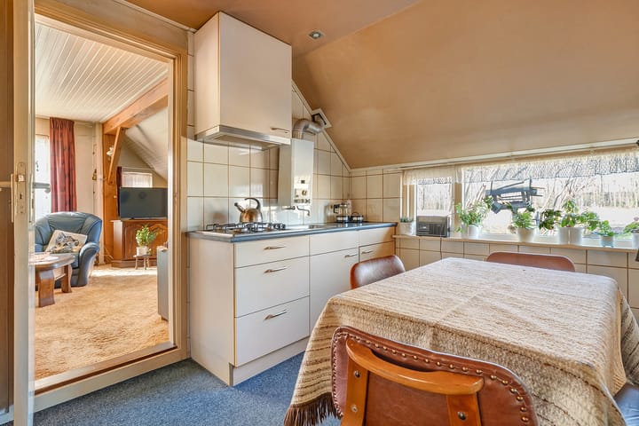 Foto 23 van van Echtenswijk 8