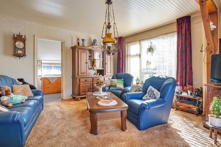 Foto 27 van van Echtenswijk 8