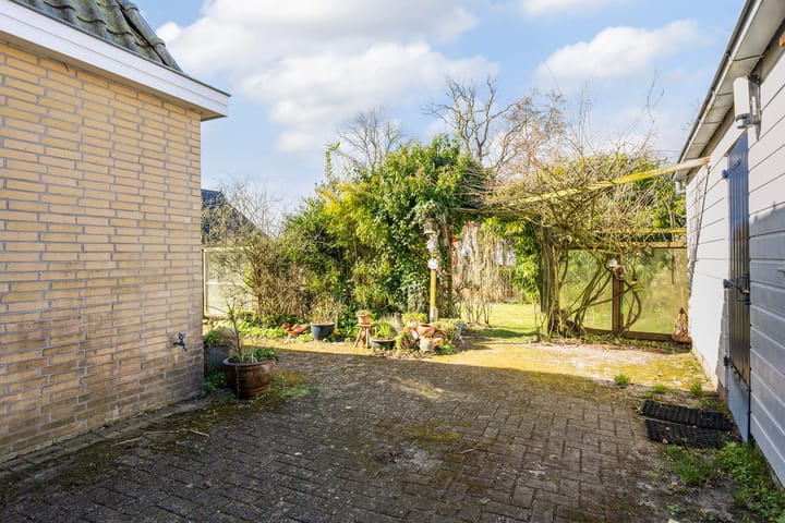 Photo 31 of Van Sminiaweg 93