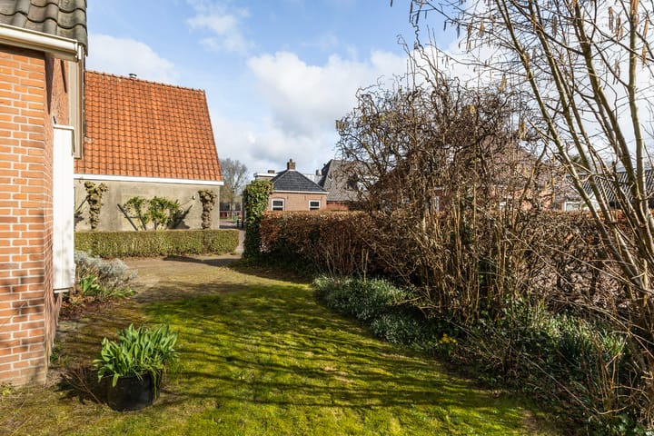 Photo 32 of Van Sminiaweg 93