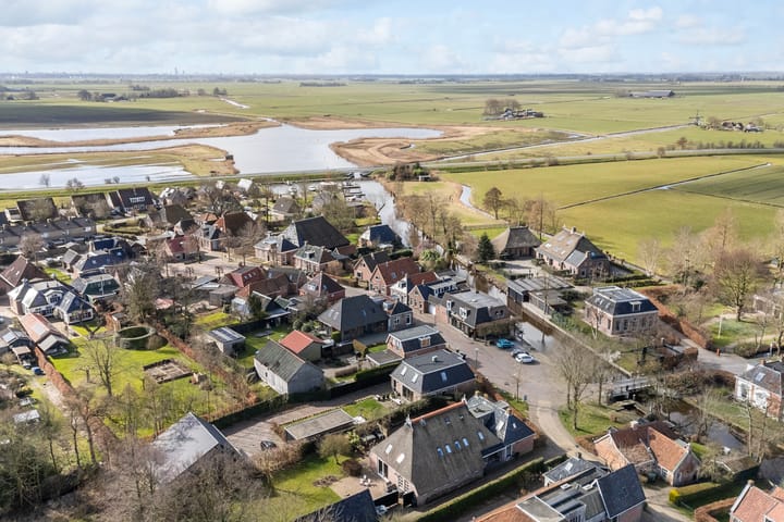 Photo 39 of Van Sminiaweg 93