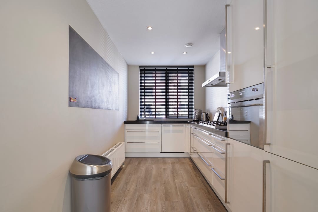 Foto 11 van Plesmanstraat 2-04