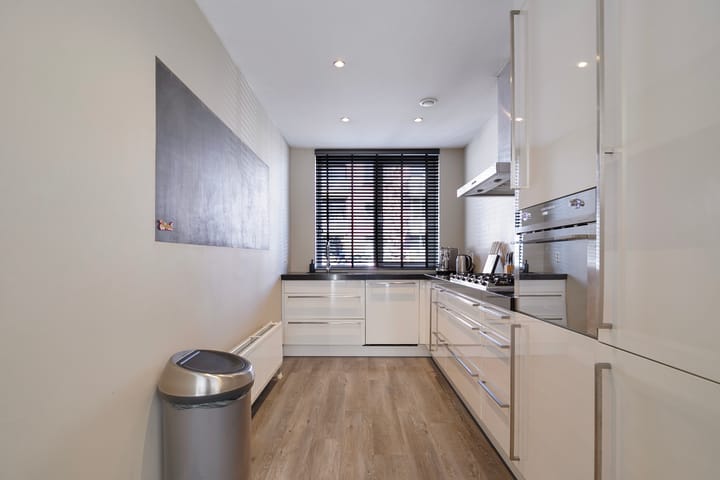 Foto 11 van Plesmanstraat 2-04