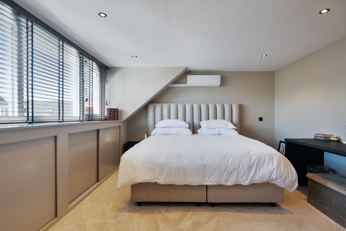 Foto 25 van Plesmanstraat 2-04