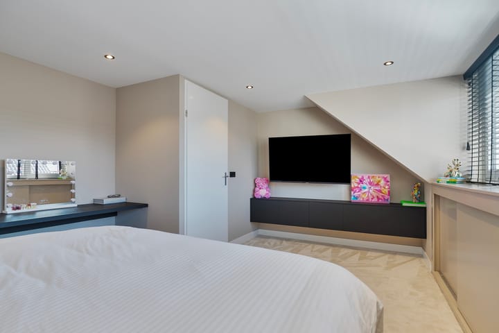 Foto 26 van Plesmanstraat 2-04