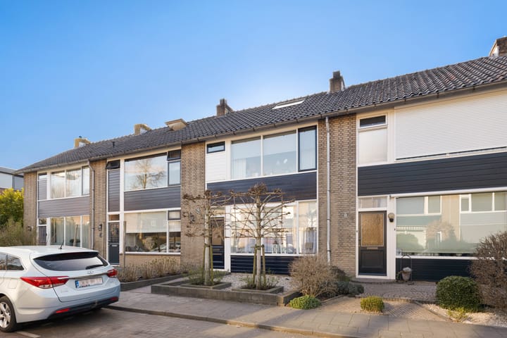 Photo 39 of Prinses Irenestraat 6