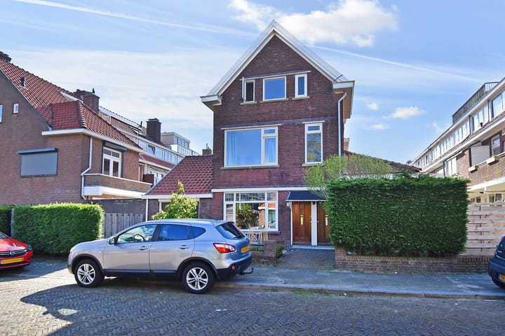 Photo 1 of van Matenessestraat 11