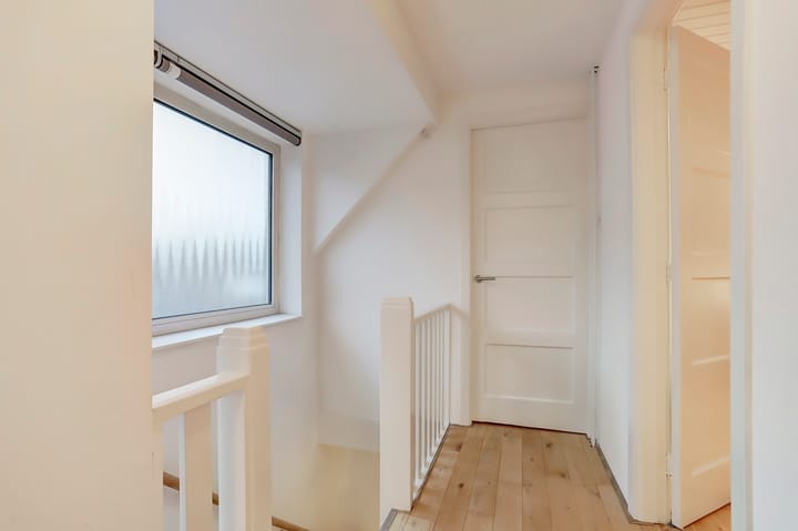 Photo 16 of van Matenessestraat 11