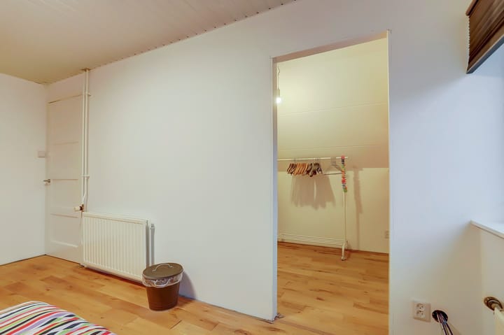 Photo 18 of van Matenessestraat 11