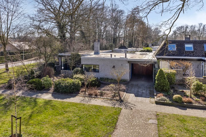 Foto 1 van Reviusstraat 64