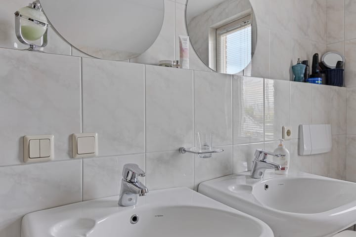 Foto 20 van Moutzveld 16