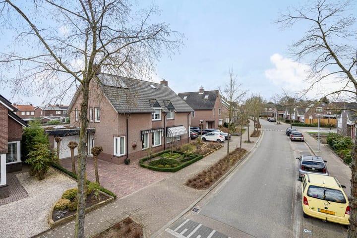 Foto 32 van Moutzveld 16