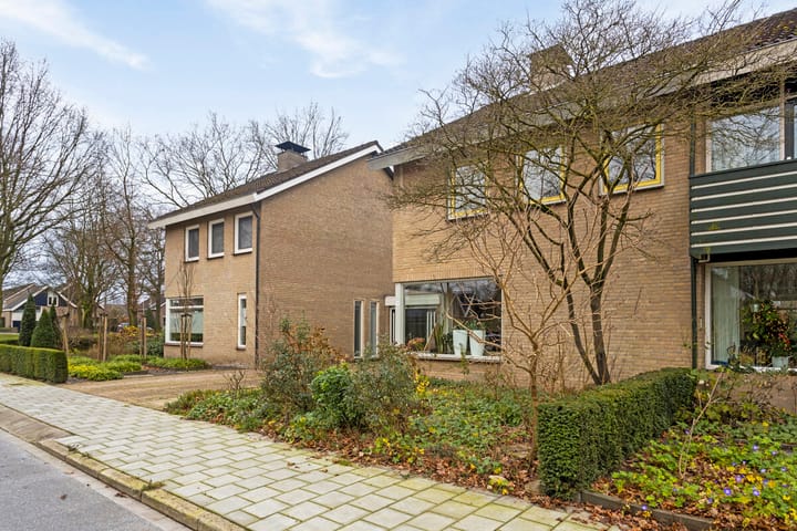 Foto 7 van Bizetstraat 3