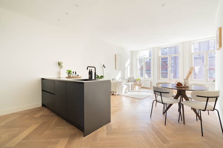 Foto 8 van Tweede Van der Helststraat 6-1