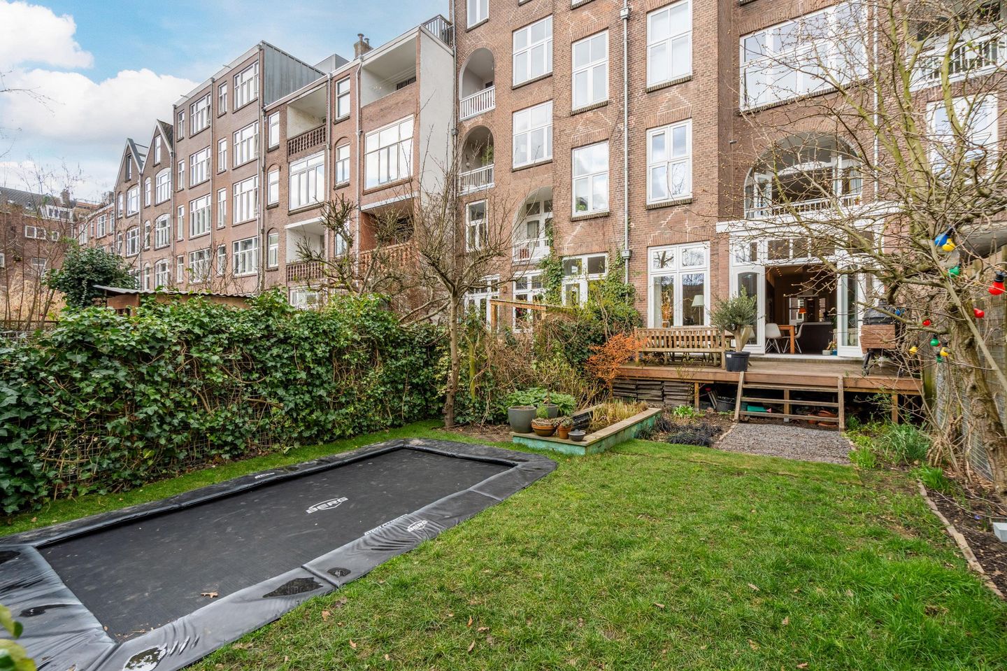 Photo 49 of Graaf Florisstraat 60-A