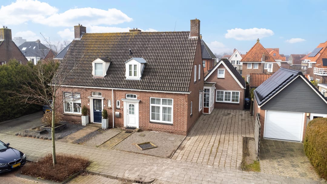 Photo 1 of Leliestraat 33