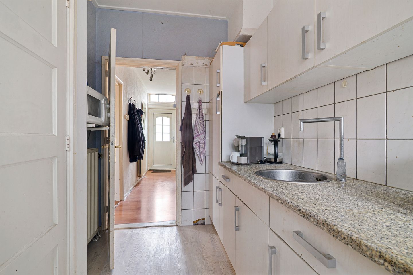 Photo 4 of Leliestraat 33