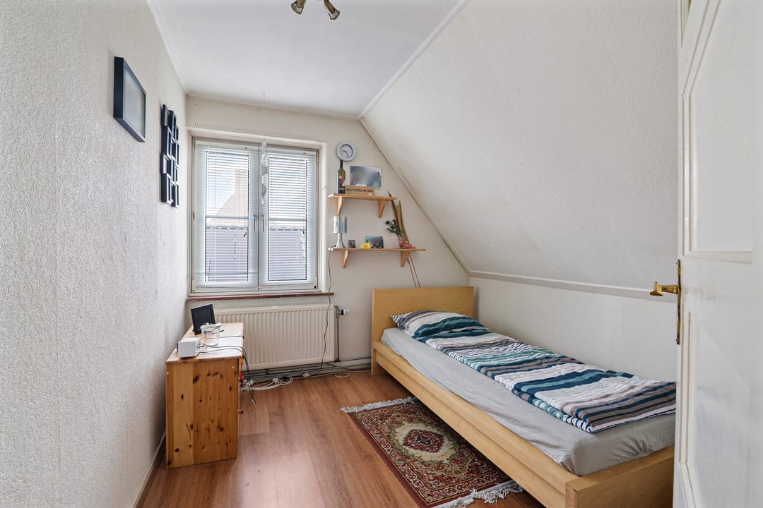 Photo 11 of Leliestraat 33