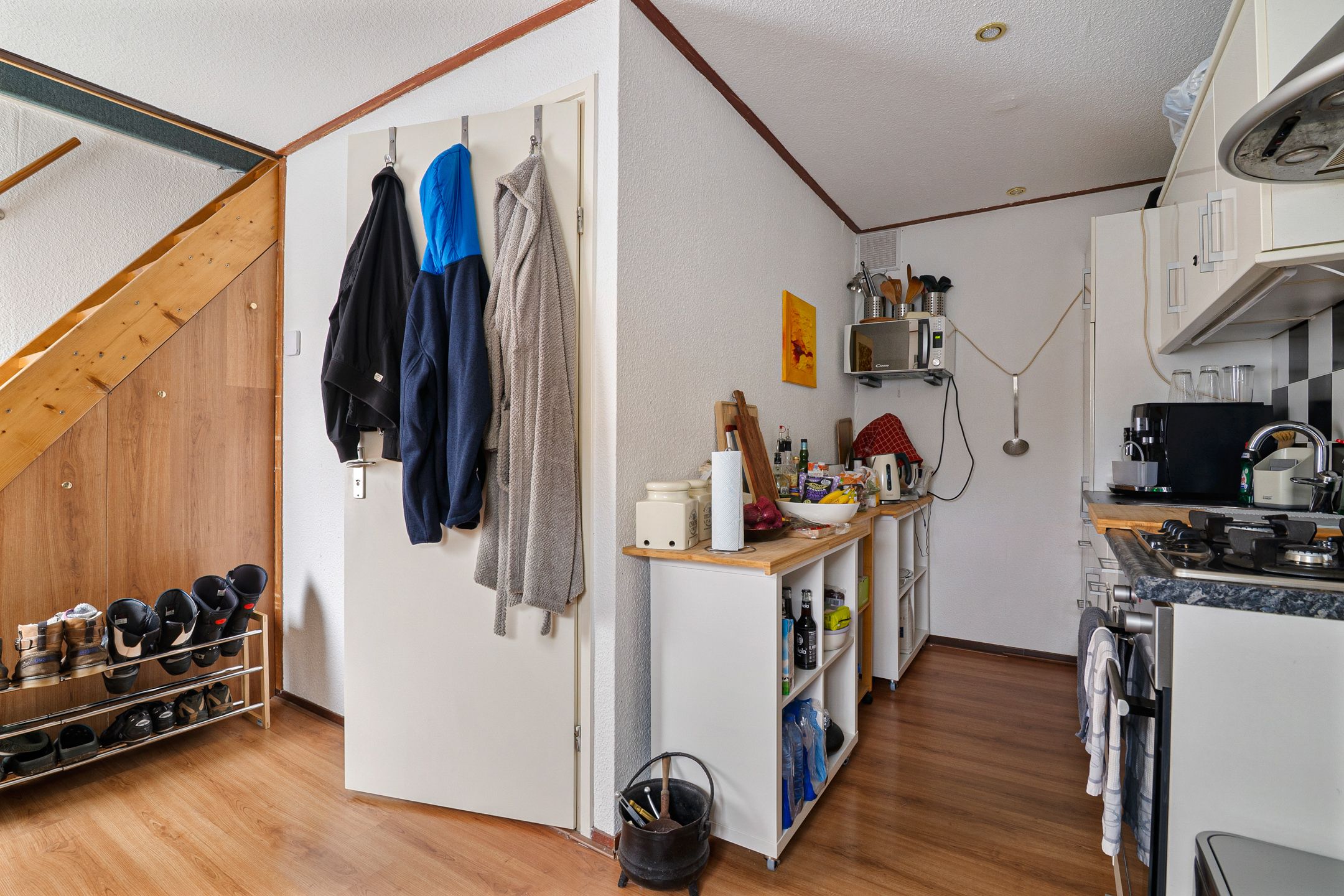 Photo 18 of Leliestraat 33