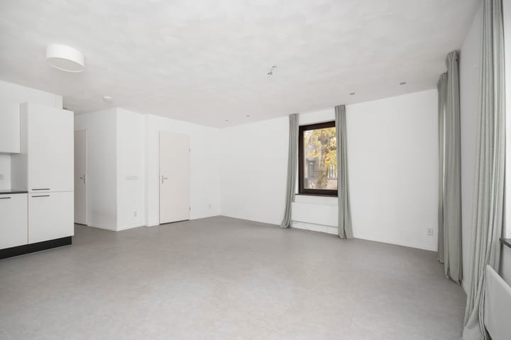 Photo 12 of Sint Anthoniestraat 3