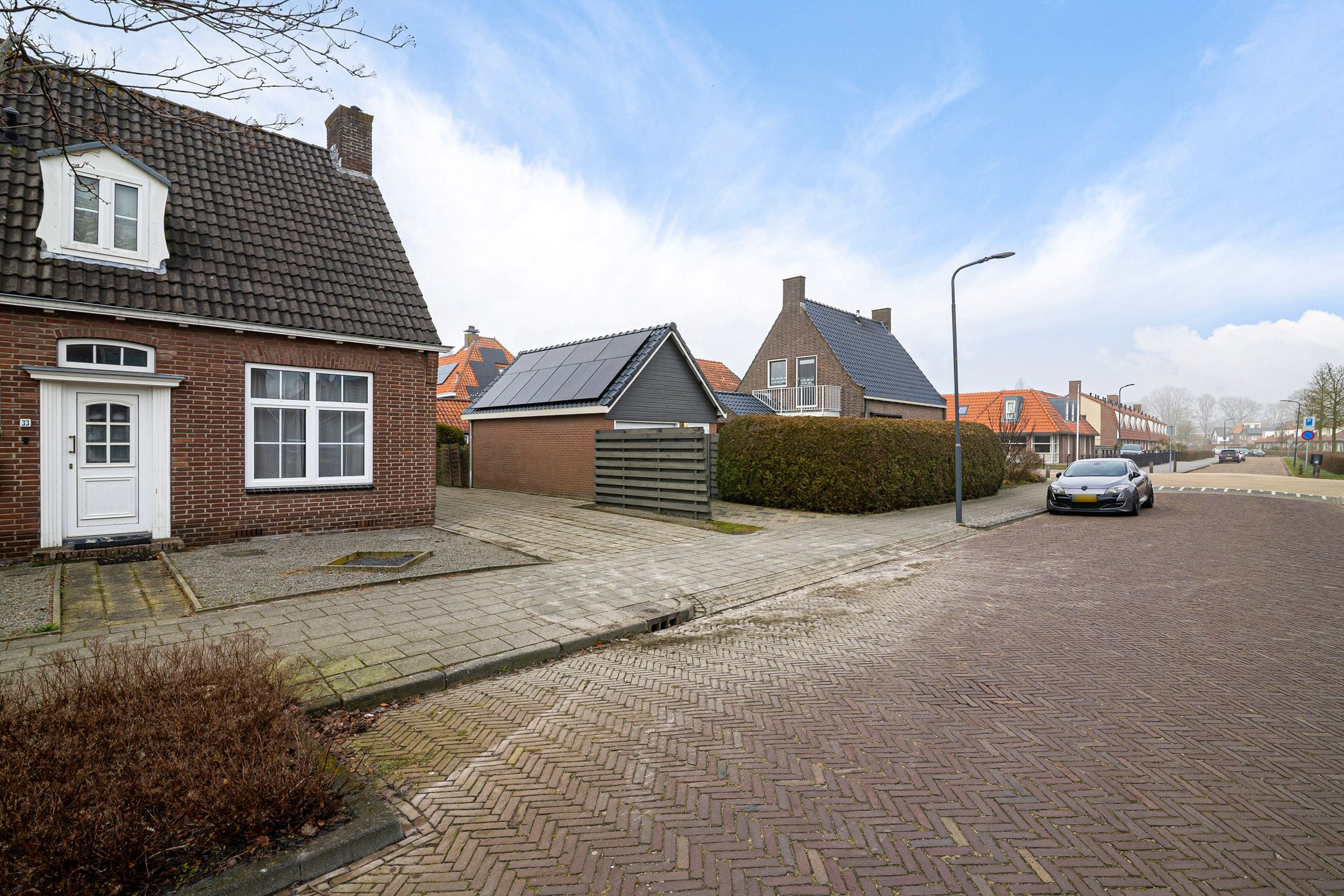 Photo 33 of Leliestraat 33