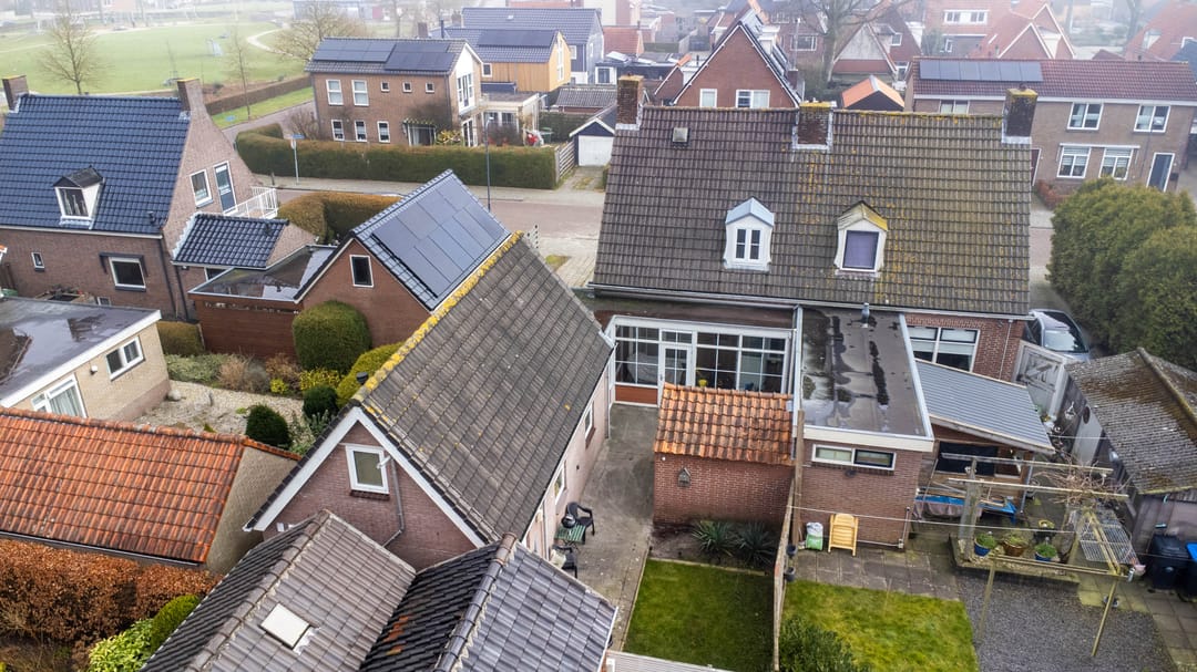 Photo 37 of Leliestraat 33