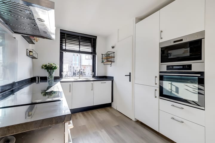 Foto 10 van Schubertplein 29