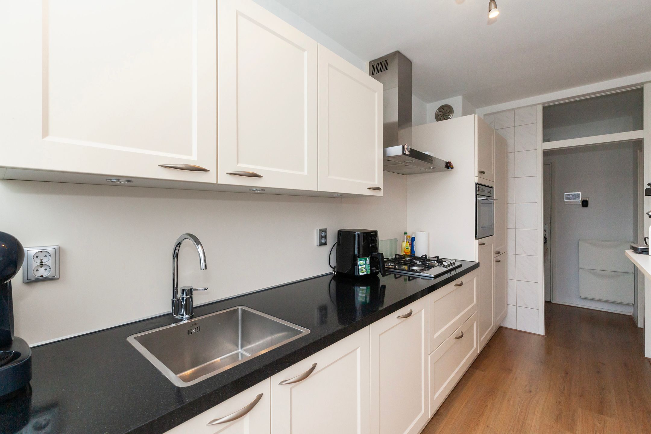 Foto 12 van Pieter de Hoochstraat 70