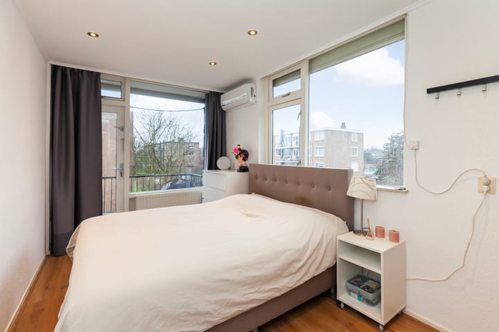 Foto 13 van Pieter de Hoochstraat 70