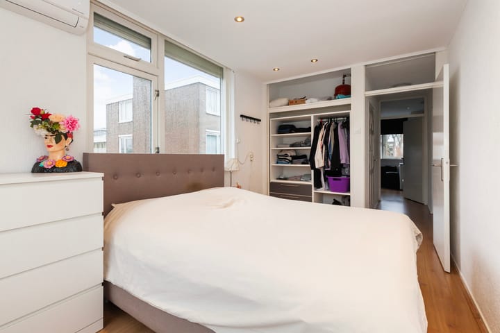 Foto 15 van Pieter de Hoochstraat 70