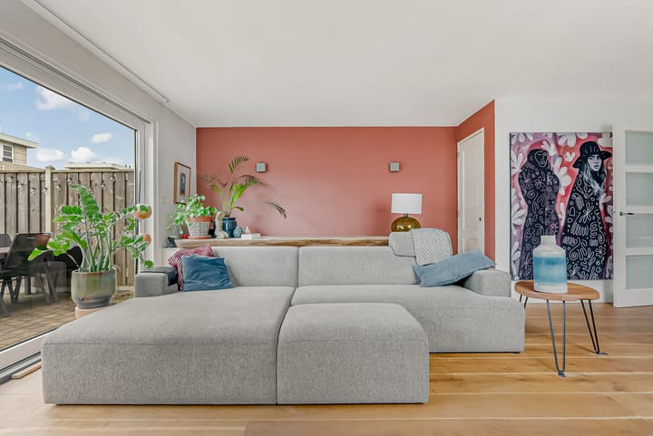 Photo 10 of Richard Burtonstraat 13