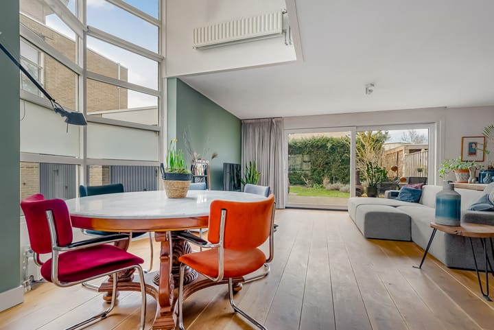 Photo 12 of Richard Burtonstraat 13