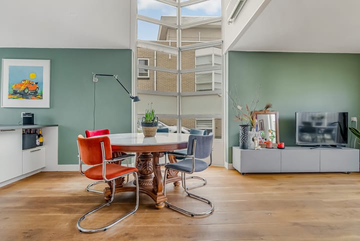 Photo 14 of Richard Burtonstraat 13