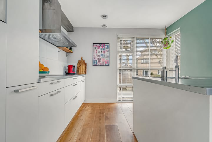 Photo 18 of Richard Burtonstraat 13