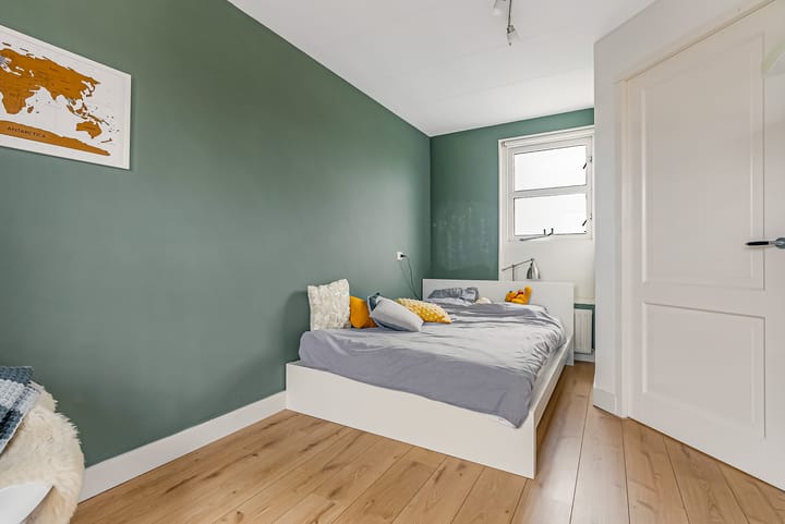 Photo 32 of Richard Burtonstraat 13