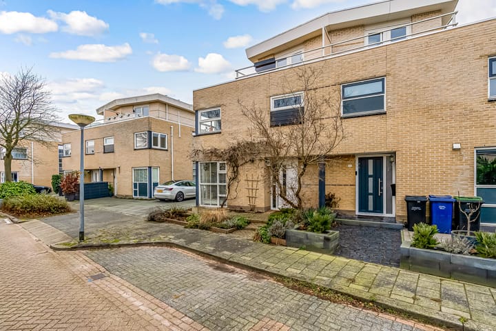 Photo 44 of Richard Burtonstraat 13