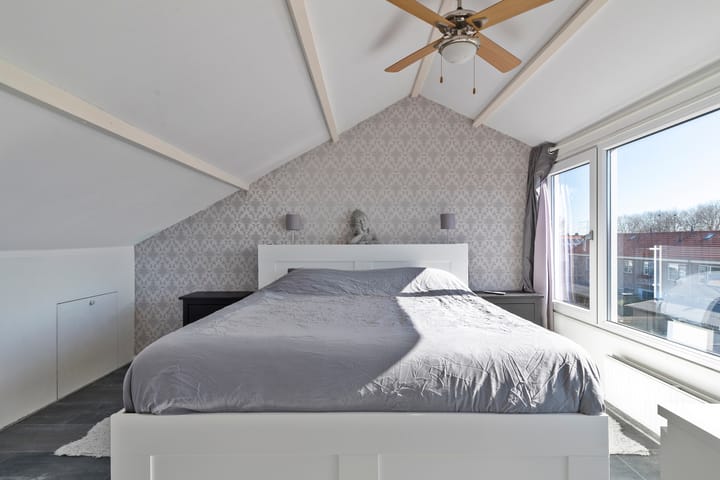 Foto 24 van Bernhardstraat 10