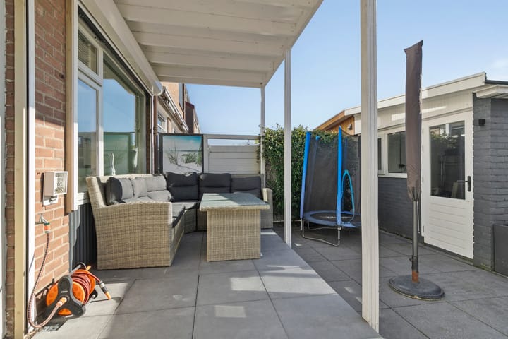 Foto 28 van Bernhardstraat 10