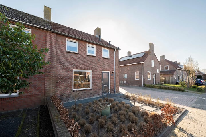 Foto 3 van Julianastraat 32