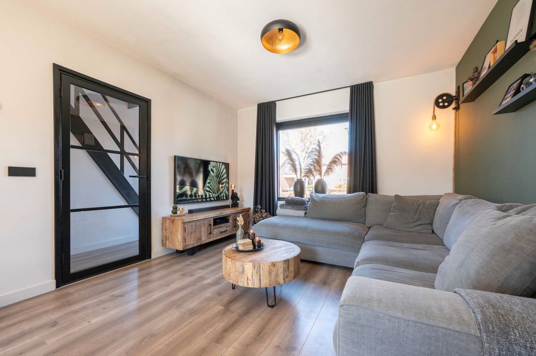 Foto 11 van Julianastraat 32