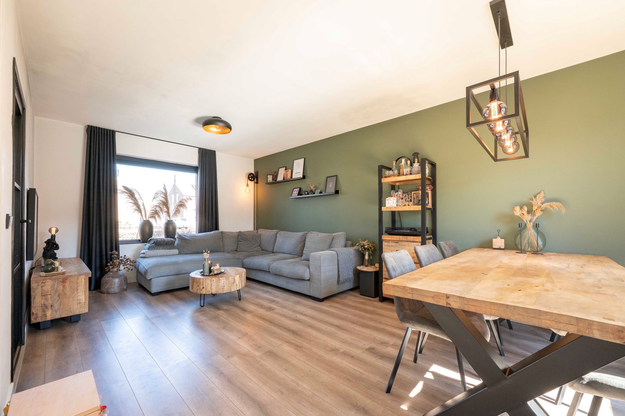 Foto 12 van Julianastraat 32